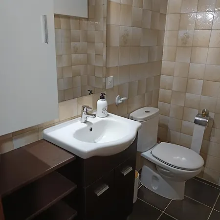Moni Apartman Benia